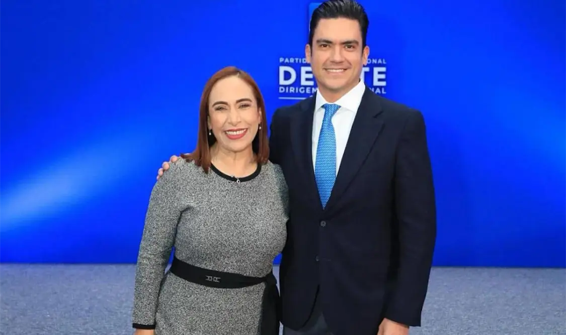 Adriana Dávila renuncia a Comisión Permanente