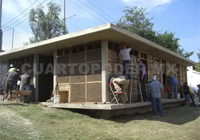 Casas de tierra, no son sin&oacute;nimo de pobreza