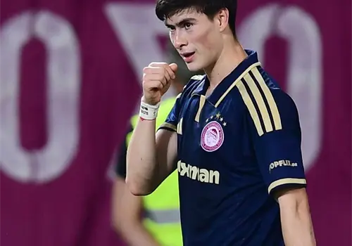 "Hormiga" González marca primer gol "Hormiga" González marca primer gol