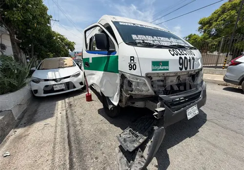 Colectivazo en La Pimienta salda con tres lesionados