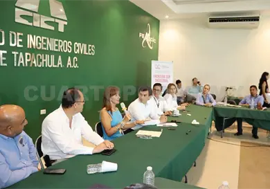 Es necesario formar a profesionales con visi&oacute;n