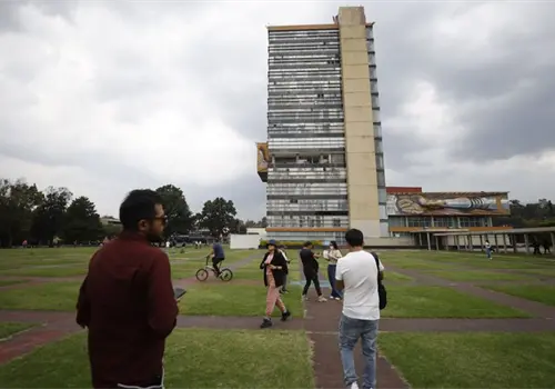 UNAM dice adi&oacute;s a los ex&aacute;menes en l&iacute;nea