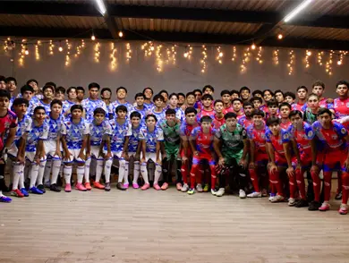 Chifut presenta plantel y nuevas armaduras