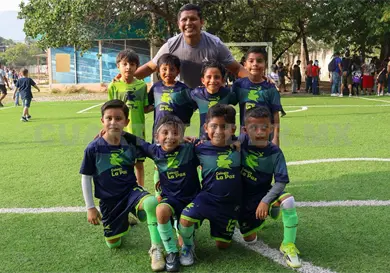 La Paz y Tigres, por corona de Liga Tux 7 La Paz y Tigres, por corona de Liga Tux 7