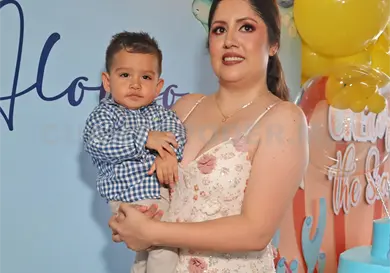 Alonso cumple su primer añito Alonso cumple su primer añito