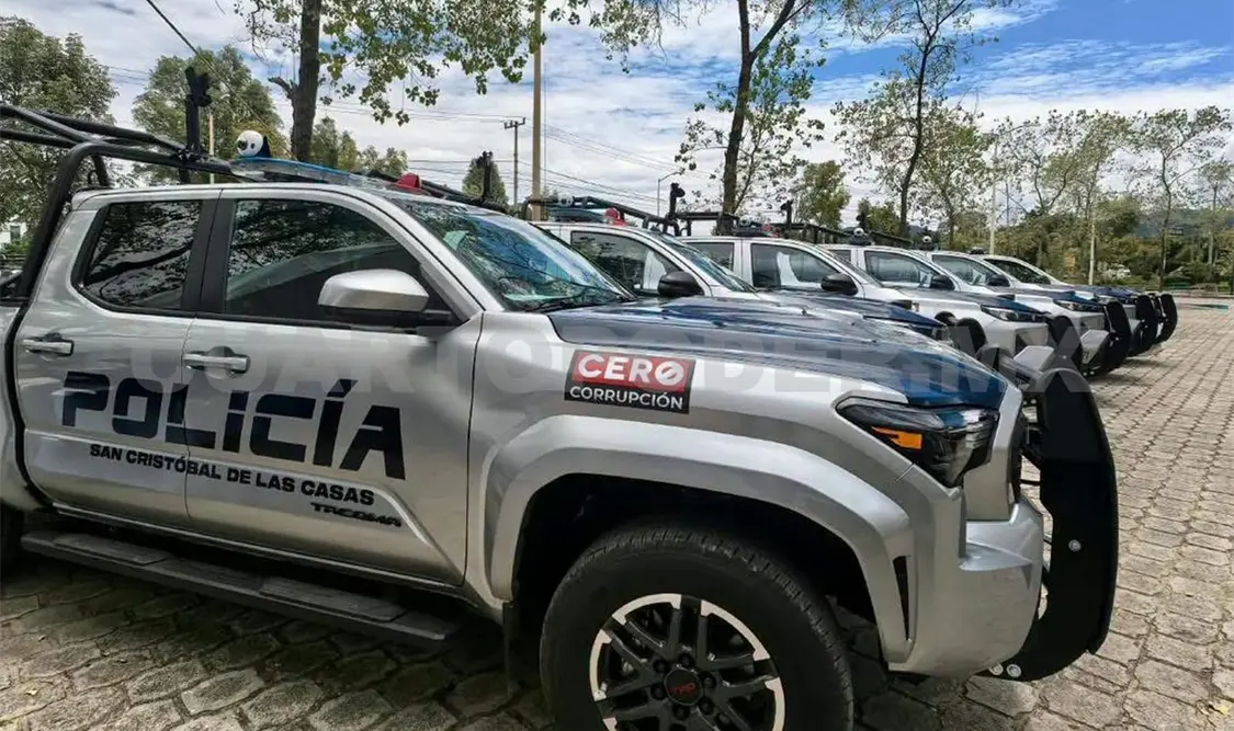 Los uniformados recibieron unidades equipadas. Cortesía