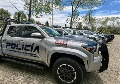 Dotan de equipo a polic&iacute;as de San Crist&oacute;bal