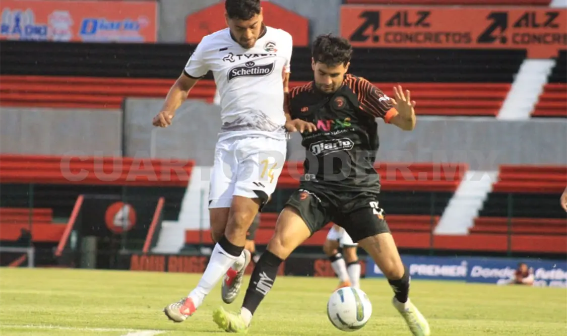 Los felinos se quedaron sin garra al final del encuentro y no pasaron de un empate amargo contra Montañeses. Daniel Oropeza / CP