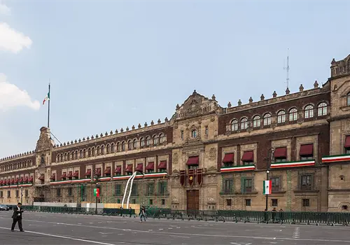 Seguro de vida de funcionarios, 8.1 mdp por d&iacute;a