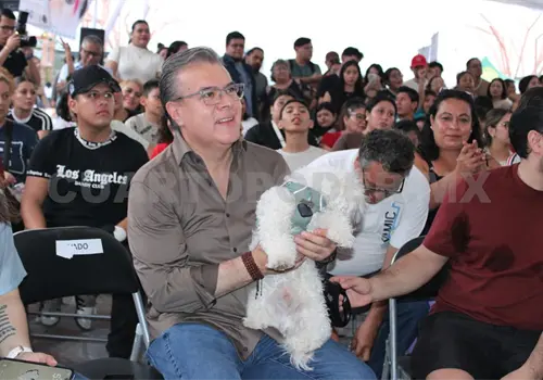 Realizan Expo Animalista "Entre huellas y bigotes"