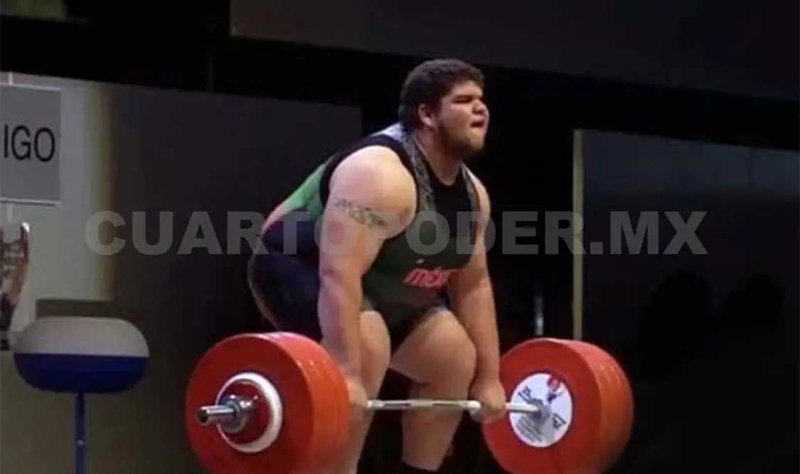Un total de 511 kilogramos fue el peso levantado por el mexicano Raúl Abraham Flores. Cortesía