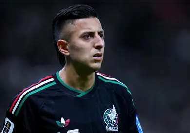 Chivas recibe oferta europea por el "Piojo" Chivas recibe oferta europea por el "Piojo"