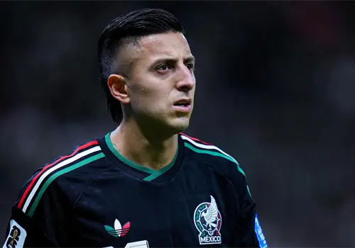 Chivas recibe oferta europea por el "Piojo" Chivas recibe oferta europea por el "Piojo"