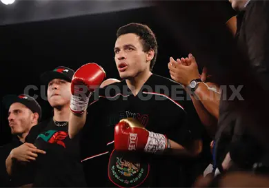 JC Chávez Jr. todavía no cuelga los guantes JC Chávez Jr. todavía no cuelga los guantes
