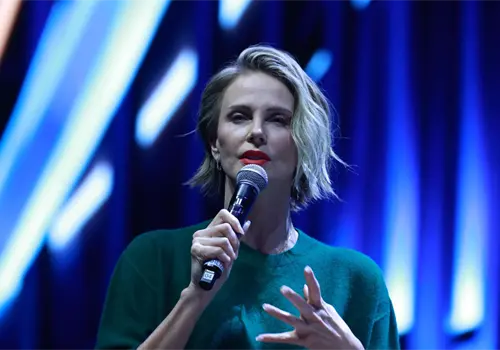 Charlize Theron, entre tequilas