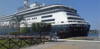 Crece 90 % llegada de pasajeros al puerto