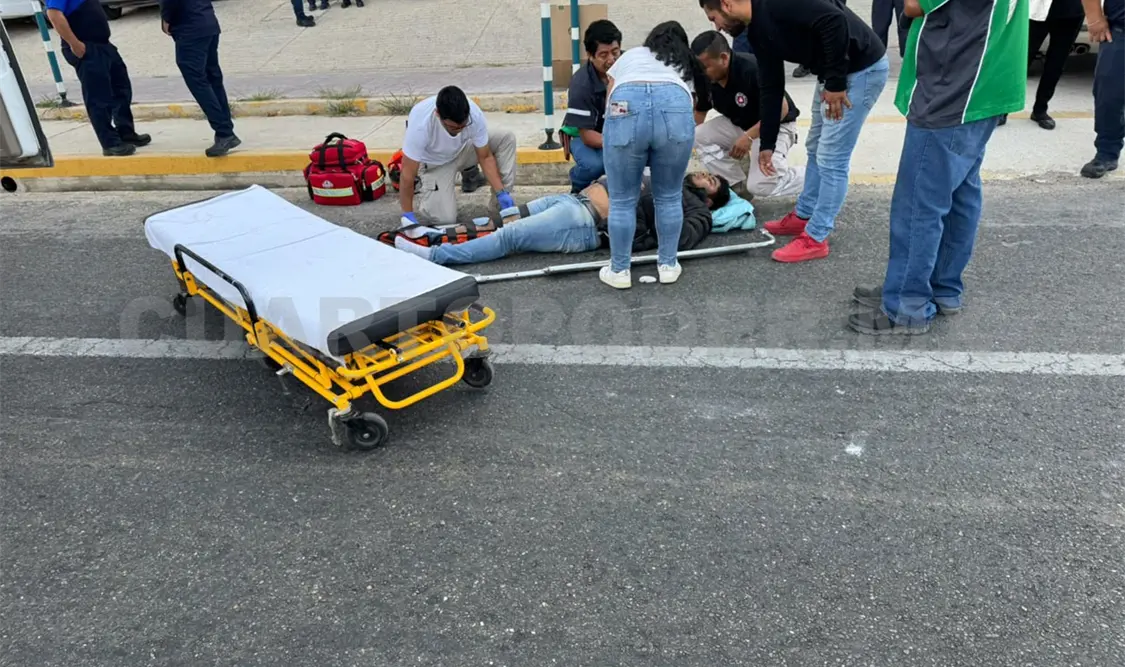 El exceso de velocidad y no guardar la distancia reglamentaria por parte del motociclista, fueron las causas de la colisión por alcance. Juan Orel / CP