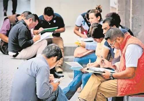 Exigen regular IA para evitar pérdida de empleo Exigen regular IA para evitar pérdida de empleo