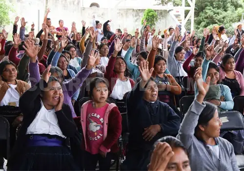 Ocho de cada 10 alfabetizados son mujeres Ocho de cada 10 alfabetizados son mujeres