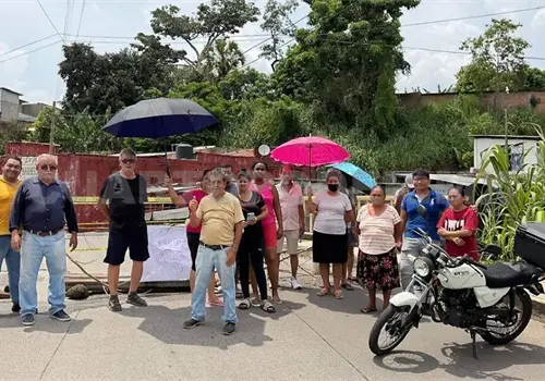 Protestan por cuatro días sin energía eléctrica Protestan por cuatro días sin energía eléctrica