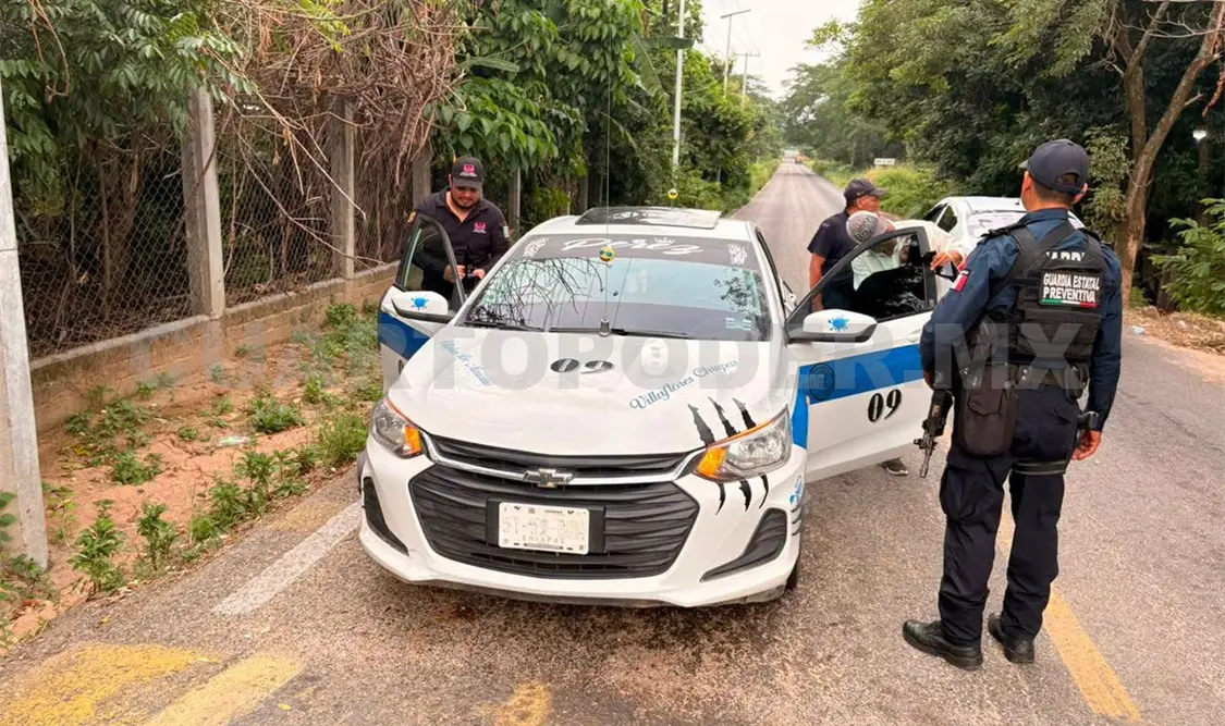 El operativo es mediante recorridos disuasivos de proximidad, casco seguro y despolarizado. Cortesía