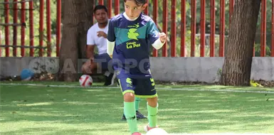Diego Alvarado, campeón goleador de Liga Tux 7 Diego Alvarado, campeón goleador de Liga Tux 7