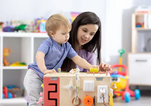 Cómo crecer jugando y aprendiendo Cómo crecer jugando y aprendiendo