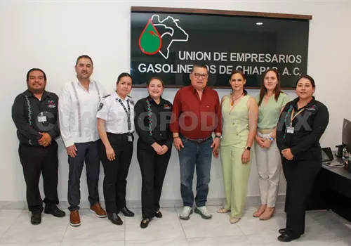 Gasolineros reciben curso contra riesgos