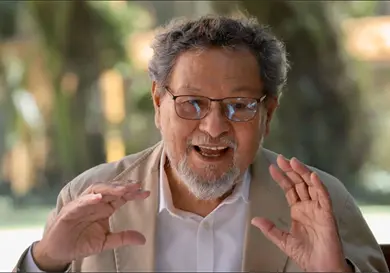 Élmer Mendoza gana el Premio Excelencia Élmer Mendoza gana el Premio Excelencia