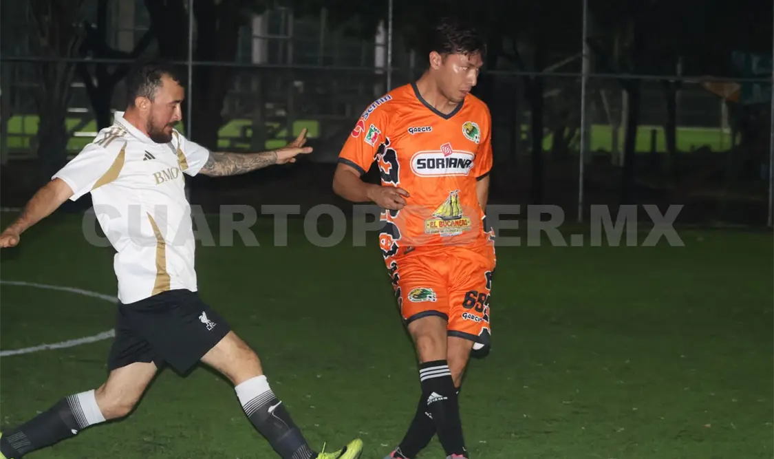 Villatoros FC celebró la conquista del campeonato tras imponerse en la gran final. Alan Pola/CP