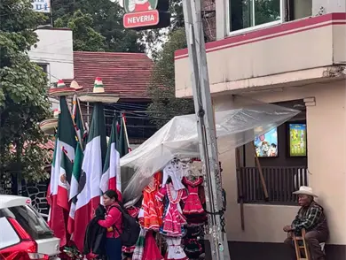 Mundial enfr&iacute;a las ventas de art&iacute;culos patrios