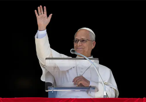 Papa cumple 71 a&ntilde;os con mirada puesta en la paz