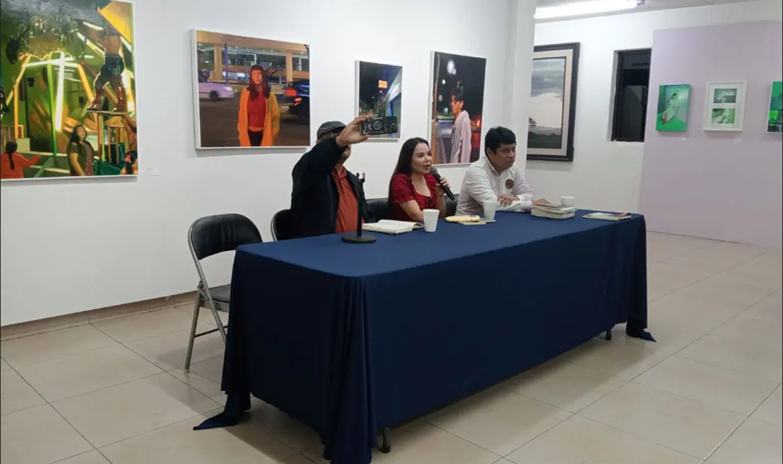 La charla se llevó a cabo en la casa de la cultura de la capital chiapaneca. Darwin Mendoza/CP