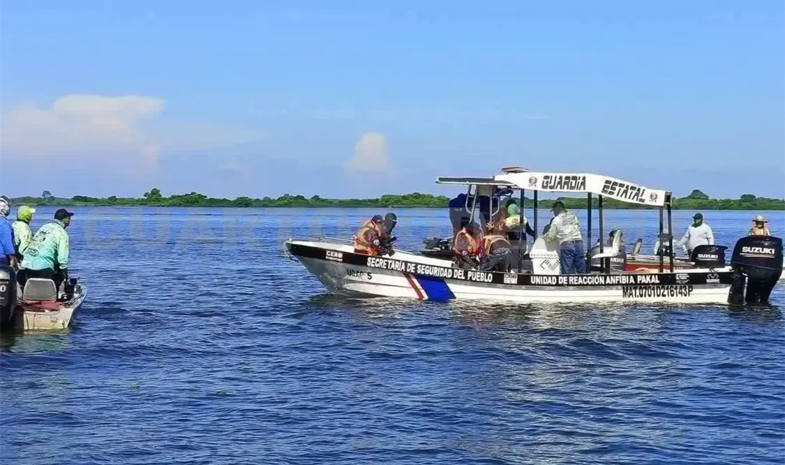Cuerpos de emergencia y de seguridad participaron en las labores de búsqueda tras el percance de la lancha en la Laguna de Catazajá. Genaro Sánchez / CP