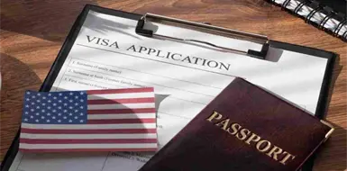 Frenan restricciones de Trump a visas