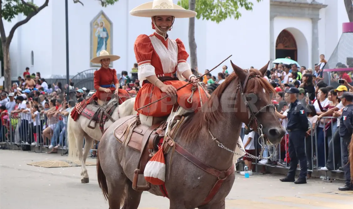 Desfile, conmemoración de la Independencia