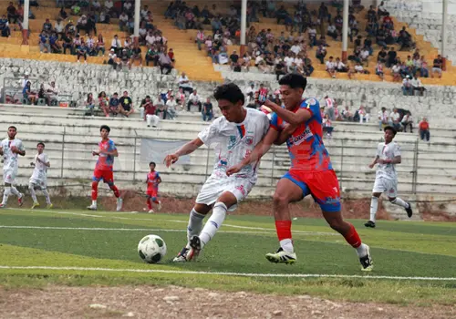 Chifut debuta en casa con empate
