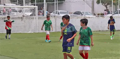 Colegio La Paz debuta con goleada Colegio La Paz debuta con goleada