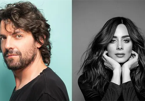 Esmeralda y José María llegan a Drácula Esmeralda y José María llegan a Drácula