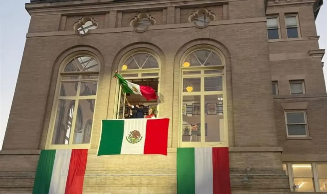 Da Lazzeri su primer Grito de Independencia en EE.UU.