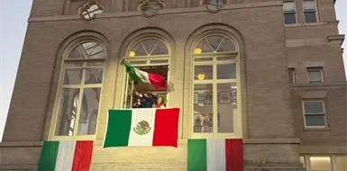 Da Lazzeri su primer Grito de Independencia en EE.UU. Da Lazzeri su primer Grito de Independencia en EE.UU.