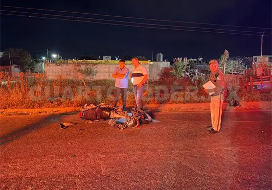 Chocan por alcance camioneta y moto Chocan por alcance camioneta y moto