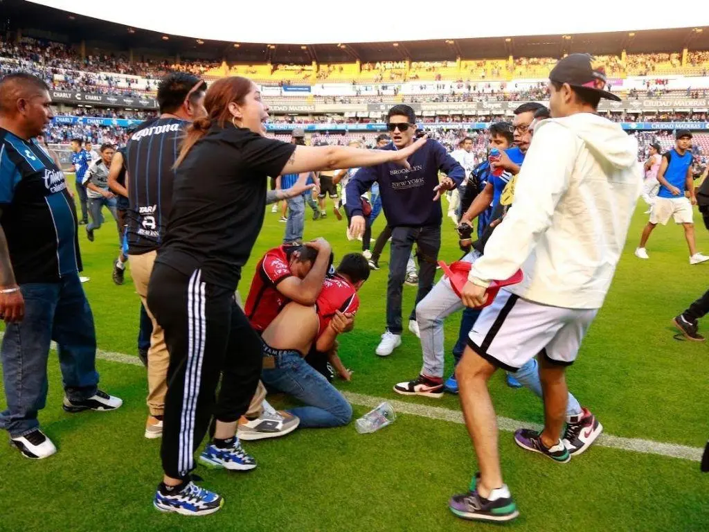 Van casi 100 casos de violencia en estadios de futbol en México entre 2023 y 2025. Cortesía