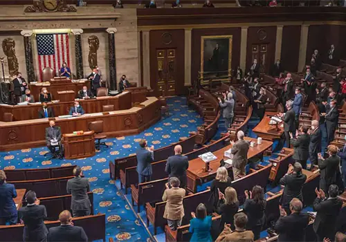 Congreso aprueba megasanciones contra Rusia