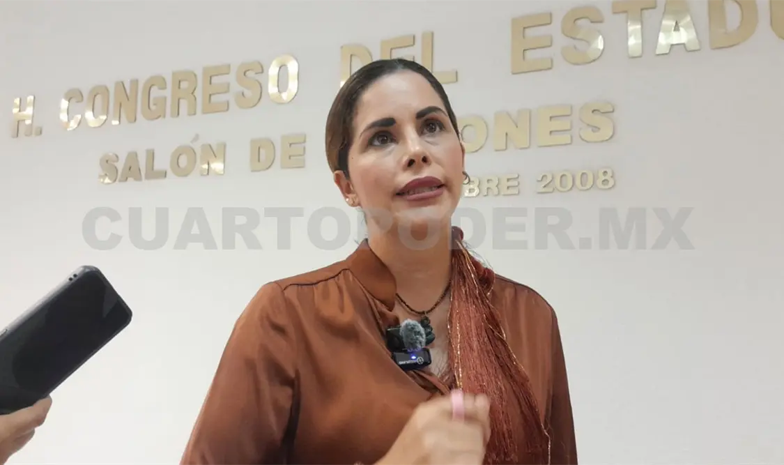 Marian Vázquez, titular de la Semuigen, recordó que en la entidad hay actualmente 24 alcaldesas. CP