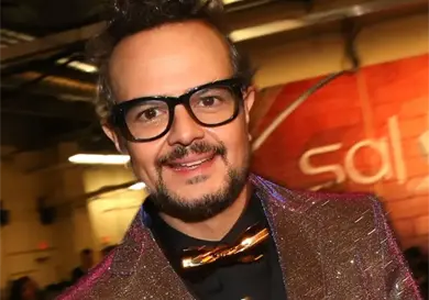 Aleks Syntek se irá de México Aleks Syntek se irá de México