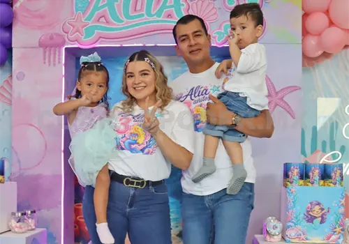 Al&iacute;a, la sirena cumple 3 a&ntilde;itos