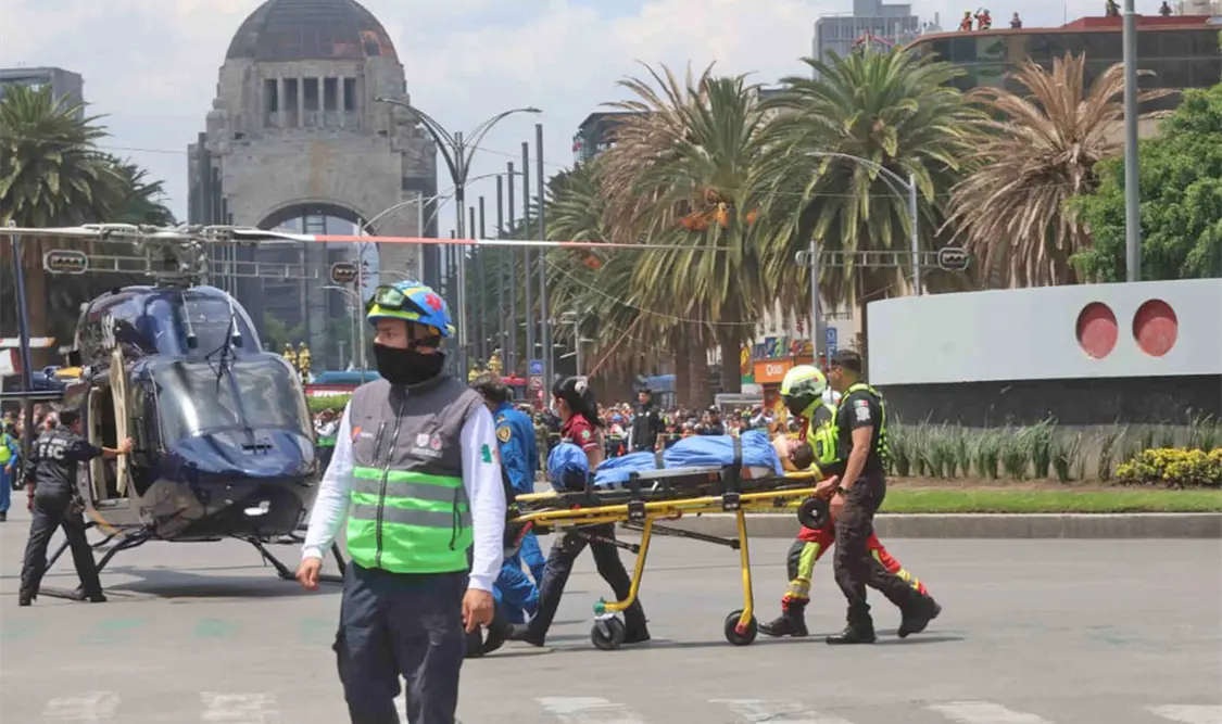 Participaron 7 millones 889 mil 435 personas con un tiempo promedio de evacuación de un minuto con 43 segundos. El Universal