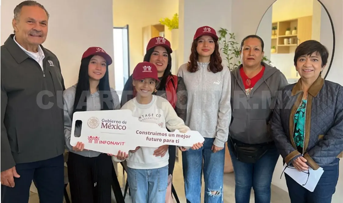 Registro de la visita para los avances de la Comisión Nacional de Vivienda. Cortesía