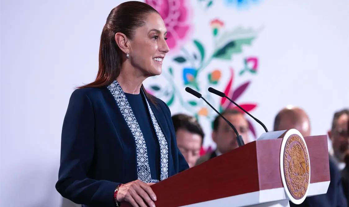 La presidenta señaló que la regulación del uso de teléfonos en escuelas ya aplicaba en 16 estados del país. Cortesía